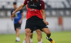 منتخبنا الوطني يغادر بغداد استعداداً لمواجهة الإمارات في دبي